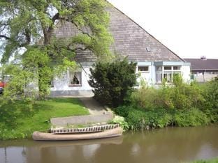 Hotelhuisjes Andijk Hotel in Flevoland, Netherlands