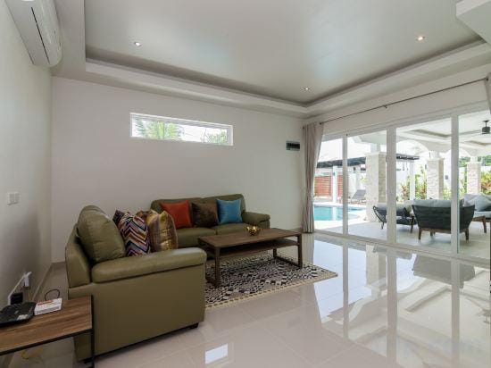 Orchid Paradise Homes OPV 404 Hotel in Hua Hin District