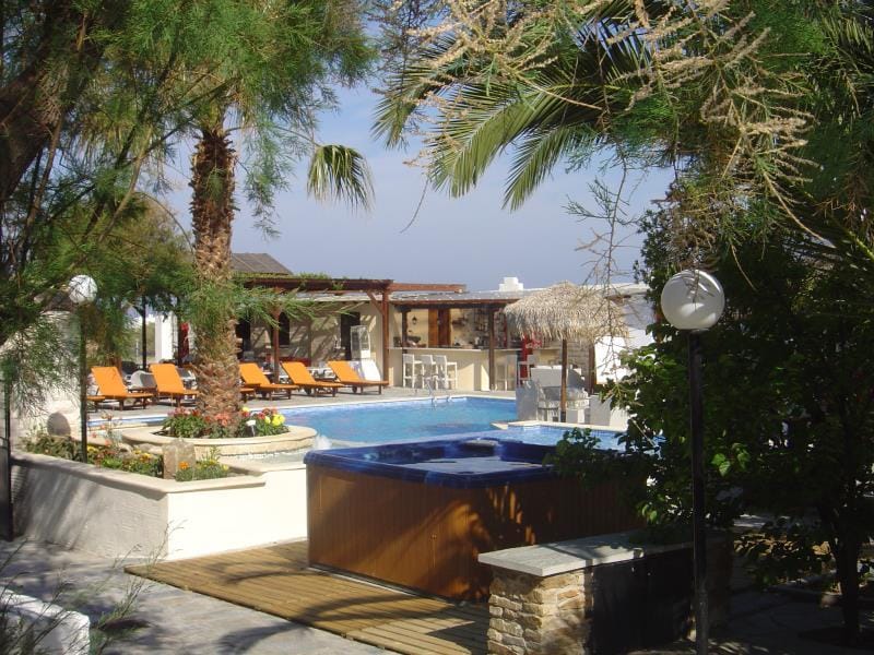 Summerland Holidays Resort Apartment hotel in Naxos, Naxos and Lesser Cyclades, Greece