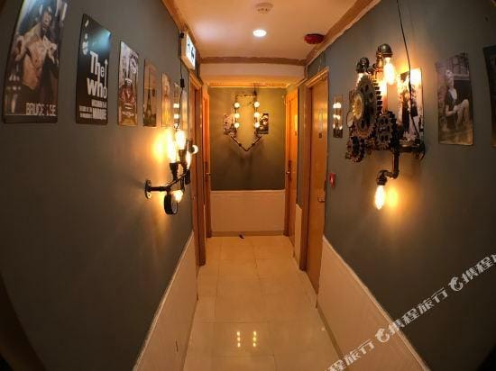 Tong Luo Wan Hostel Hotel in China