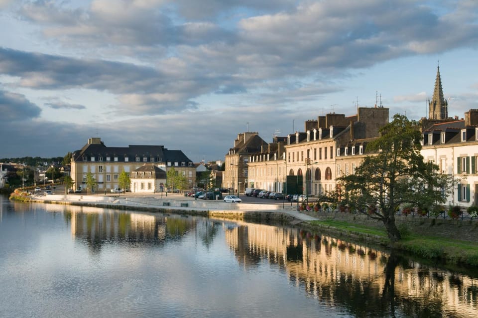 Auberge de Jeunesse HI Pontivy Hostel in Brittany