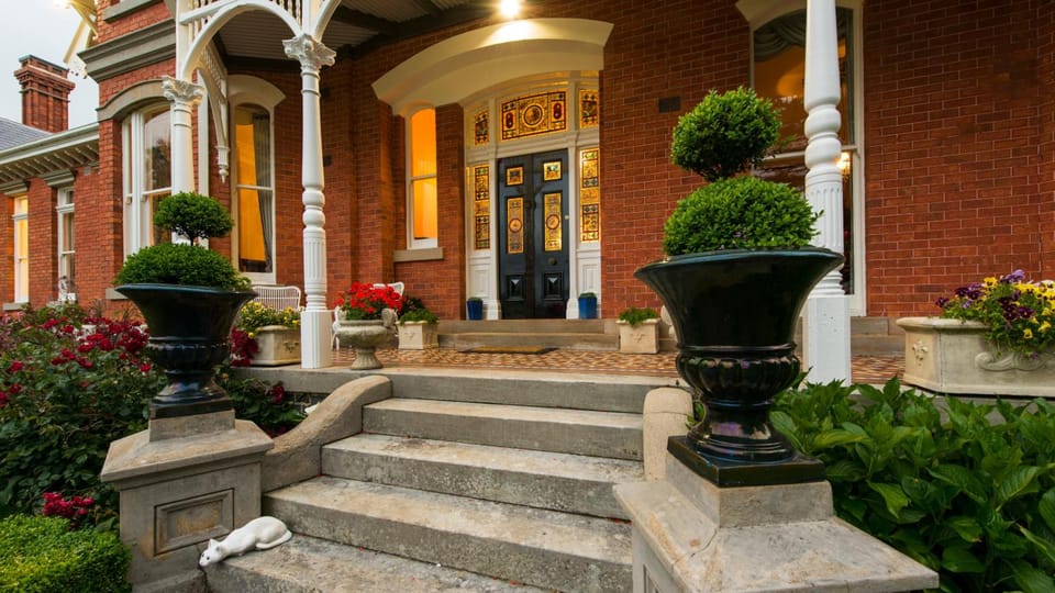 Arcoona Manor Hotel in Deloraine