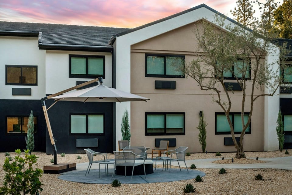 The Inelle, Oakhurst Yosemite, a Tribute Portfolio Hotel Hotel in Oakhurst