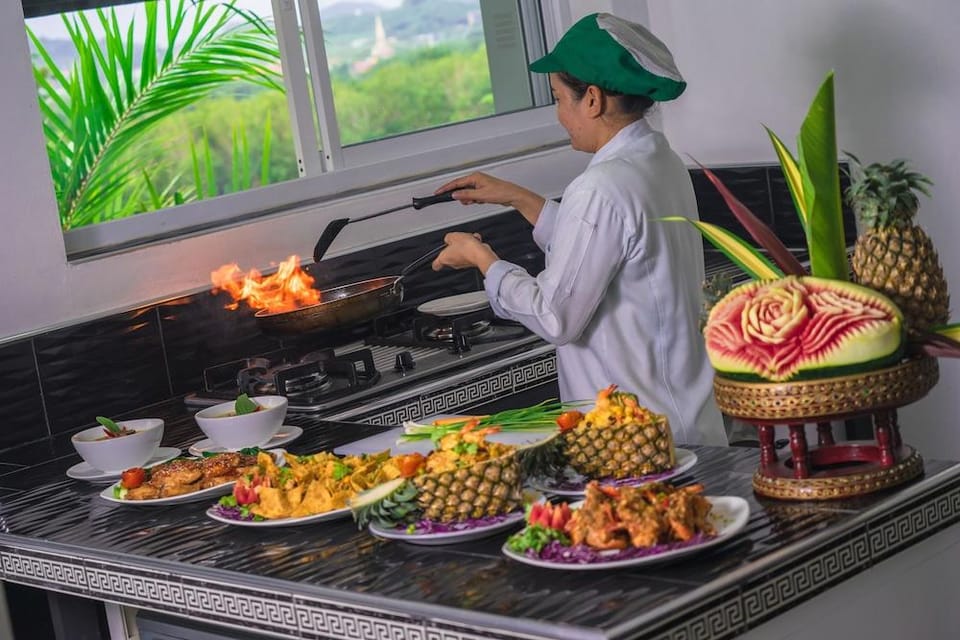 Private Pool Villa for Family & Friends Hotel in Chalong
