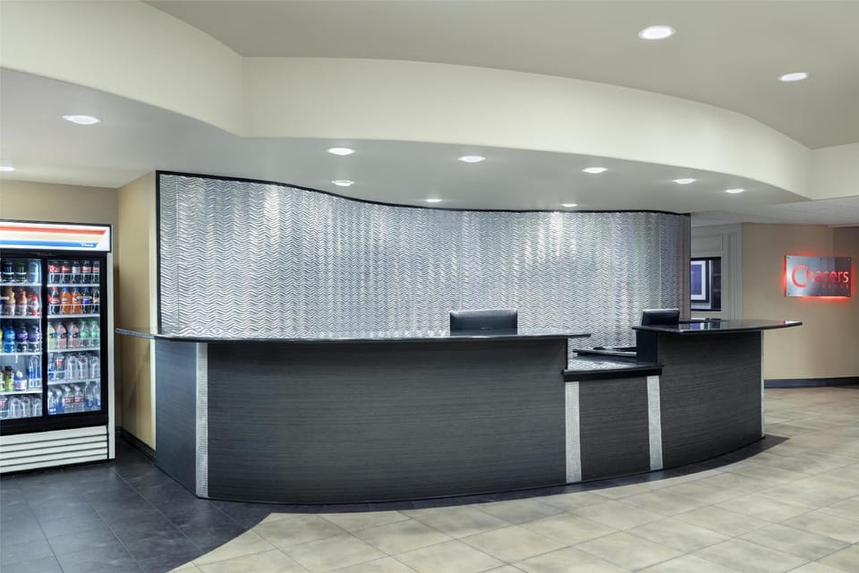 Best Western Premier Crown Chase Inn & Suites Hotel in Lake Lewisville