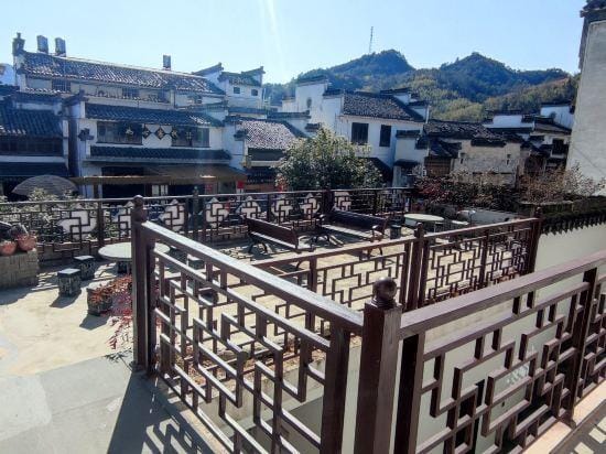 Xunmeng Huizhou Inn Hotel in Hangzhou
