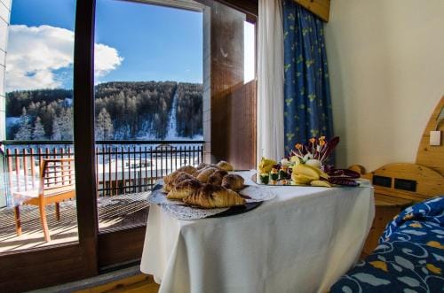 Hotel Rive - Complesso Turistico Campo Smith Hotel in Bardonecchia