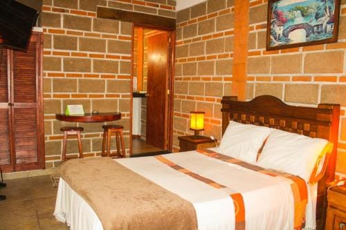 Hospedaje Piedra de Sol Inn in Tepoztlan