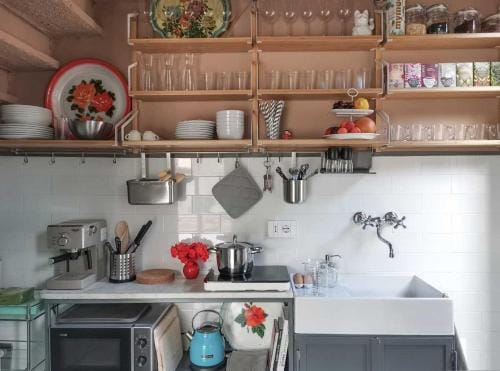 Casa Sebina - your design home on the lake - 3 bathrooms 3 bedrooms Hotel in Desenzano del Garda