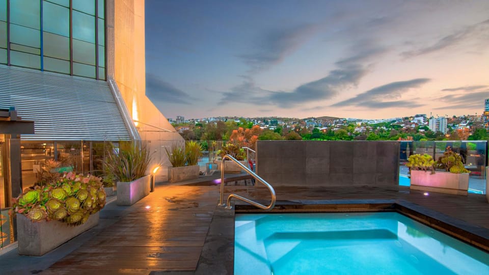 Hot tub