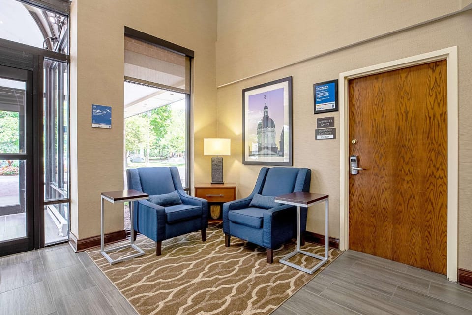Comfort Inn Indianapolis North - Carmel Hotel in Carmel
