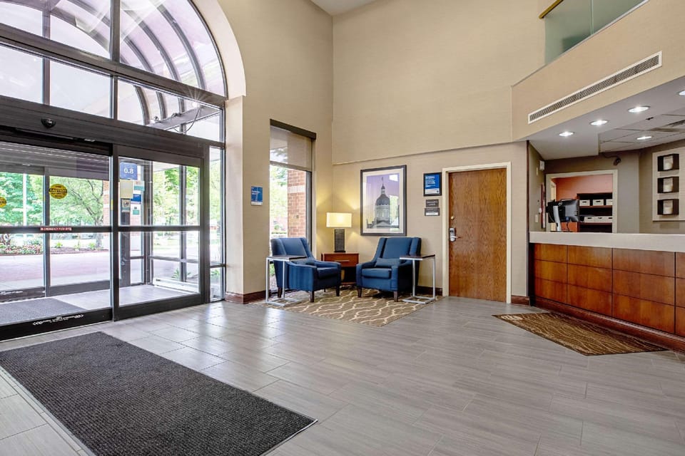 Comfort Inn Indianapolis North - Carmel Hotel in Carmel