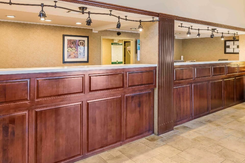 Quality Inn & Suites Sevierville - Pigeon Forge Hotel in Sevierville