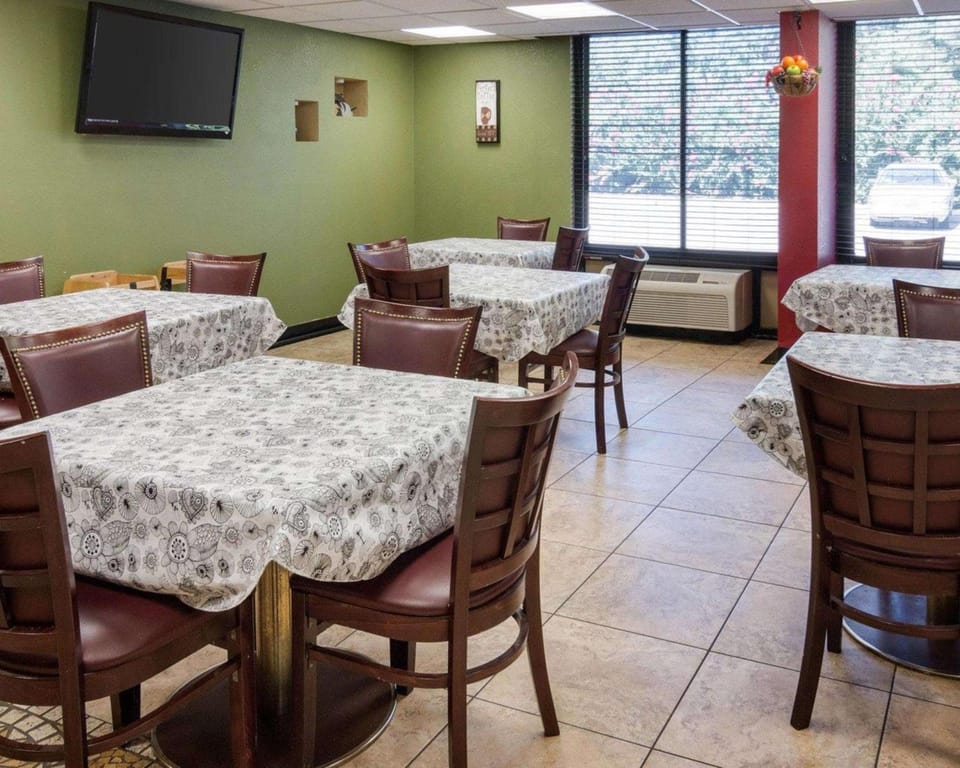 Quality Inn Shreveport Airport Hotel in Shreveport