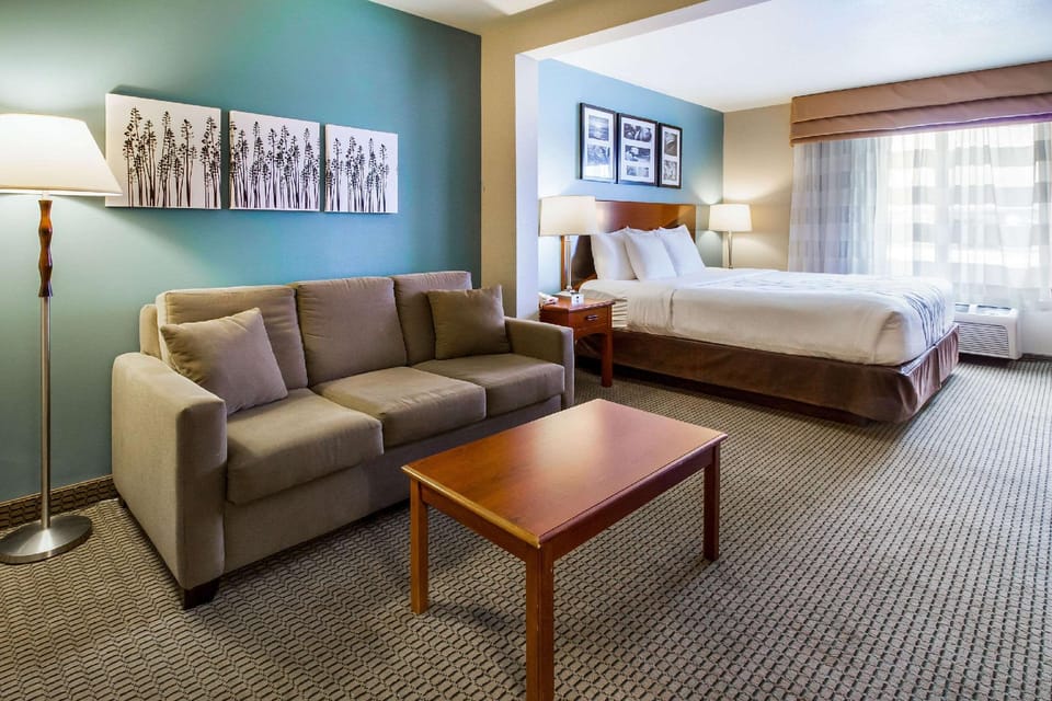 Suite room