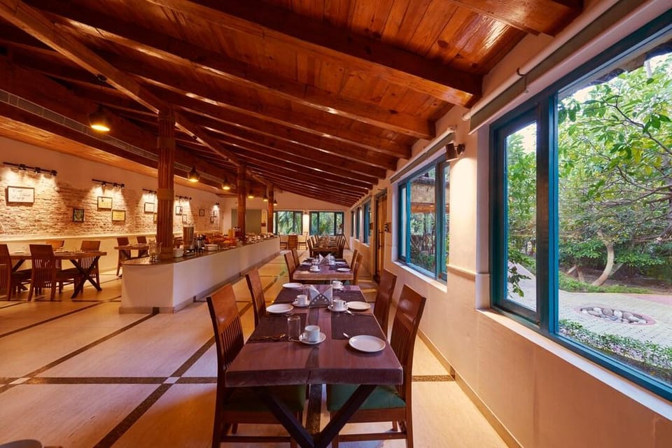 Acorn Hideaway Resort & Spa Resort in Uttarakhand