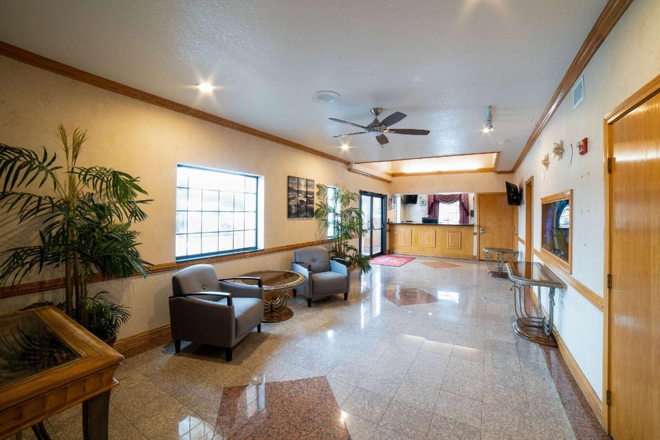 Econo Lodge Inn & Suites Corpus Christi Hotel in Corpus Christi