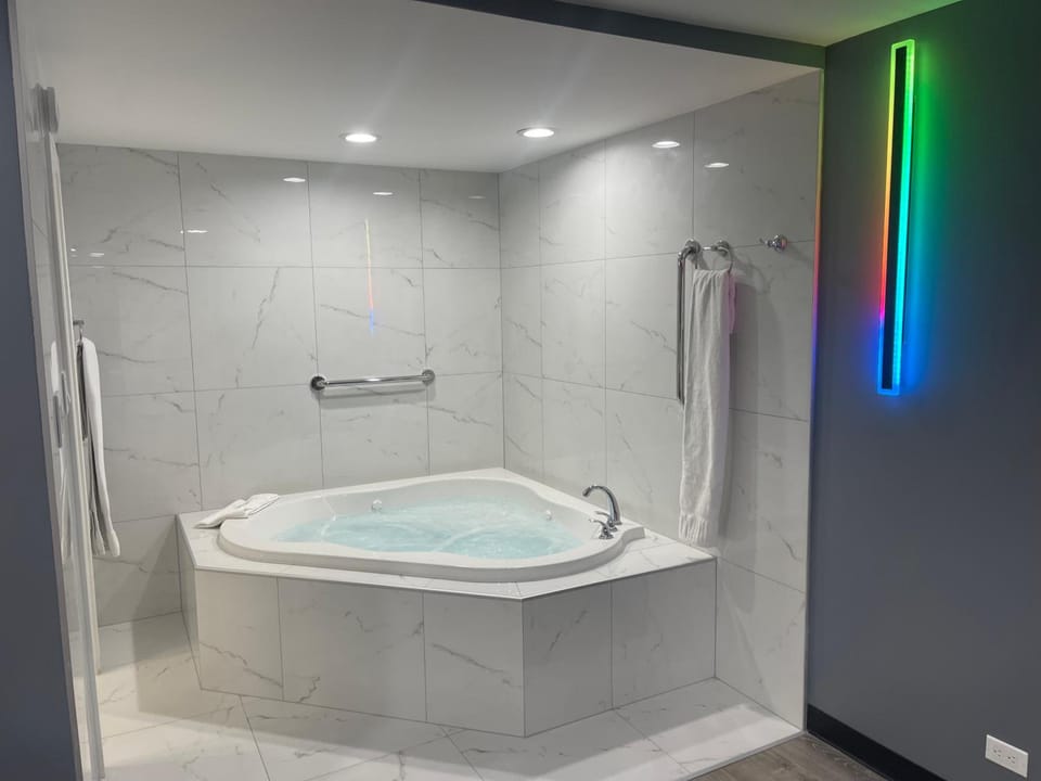 Midway Inn & Suites Motel in Chicago