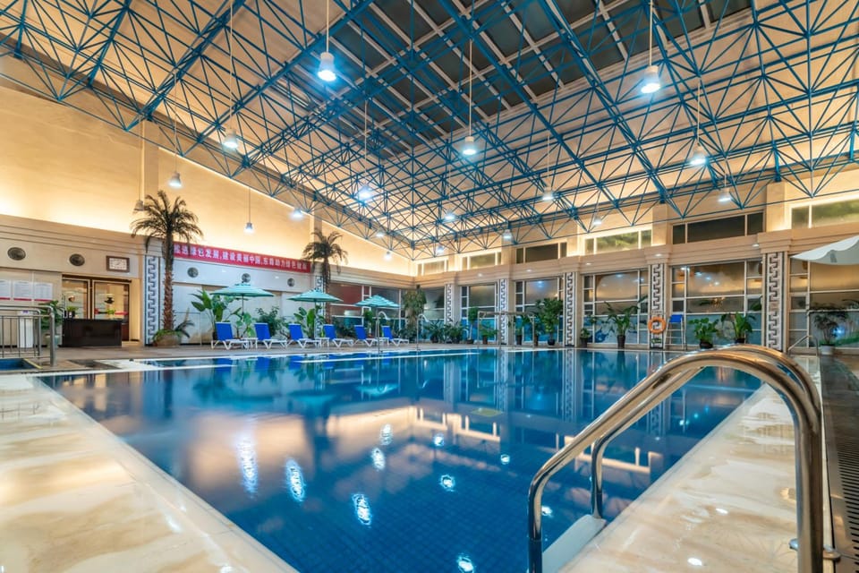 Ramada Plaza by Wyndham Taian Hotel in Shandong
