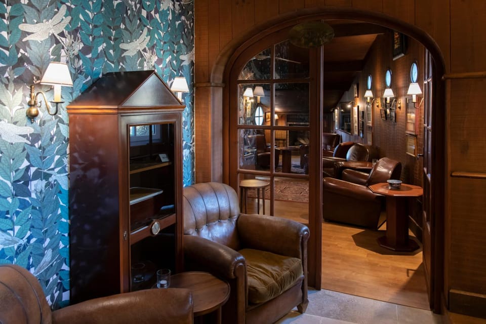 Bar/lounge