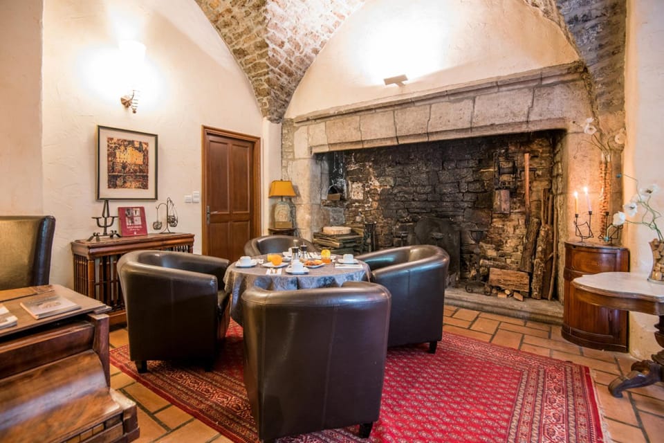 Chateau De La Caze Piscine & Spa - Ste Enimie Hotel in Auvergne-Rhône-Alpes