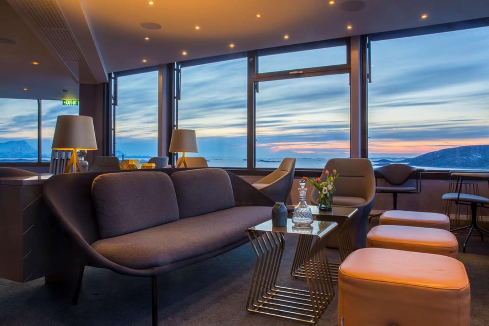 Bar/lounge