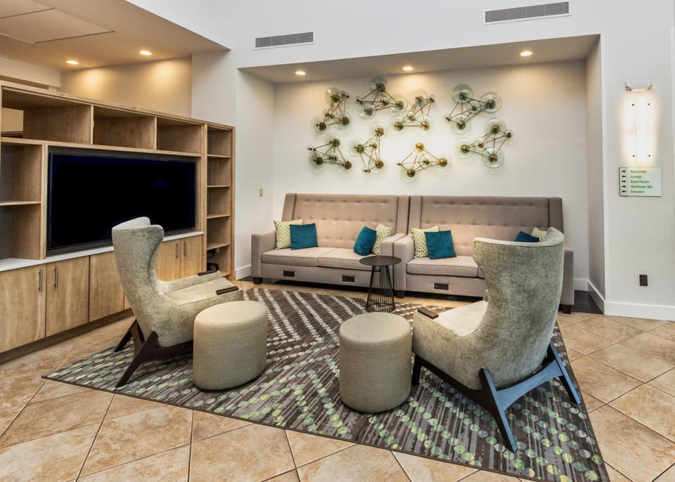 Holiday Inn & Suites Memphis - Wolfchase Galleria​ by IHG Hotel in Bartlett