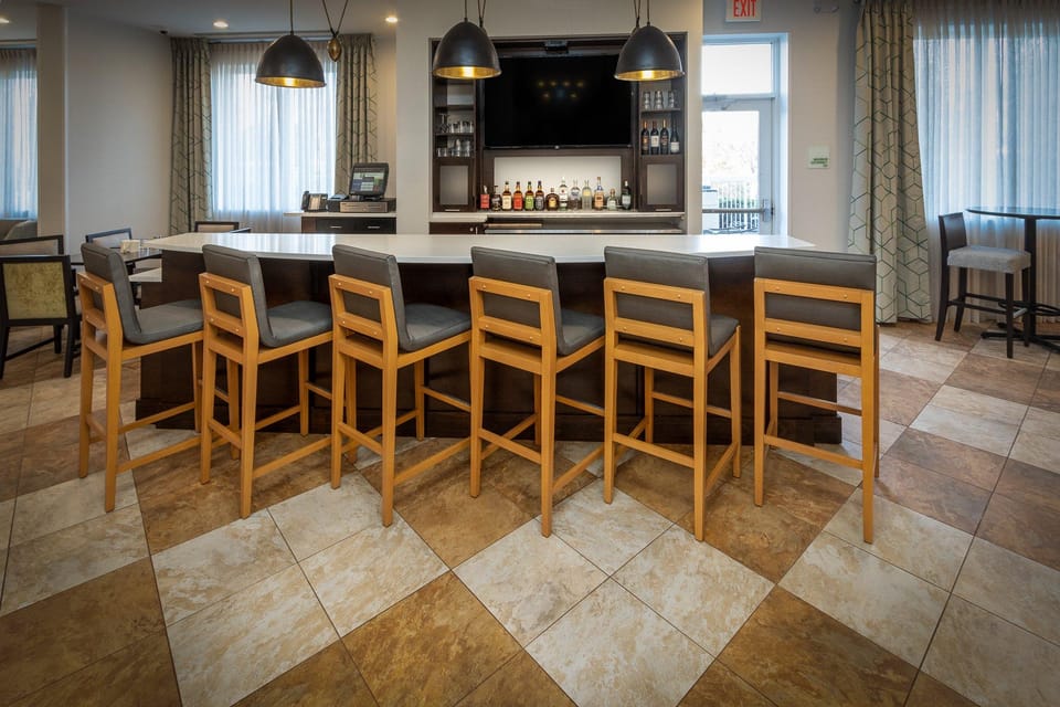 Holiday Inn & Suites Memphis - Wolfchase Galleria​ by IHG Hotel in Bartlett