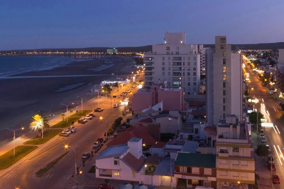 Dazzler by Wyndham Buenos Aires Maipu Hotel in Buenos Aires