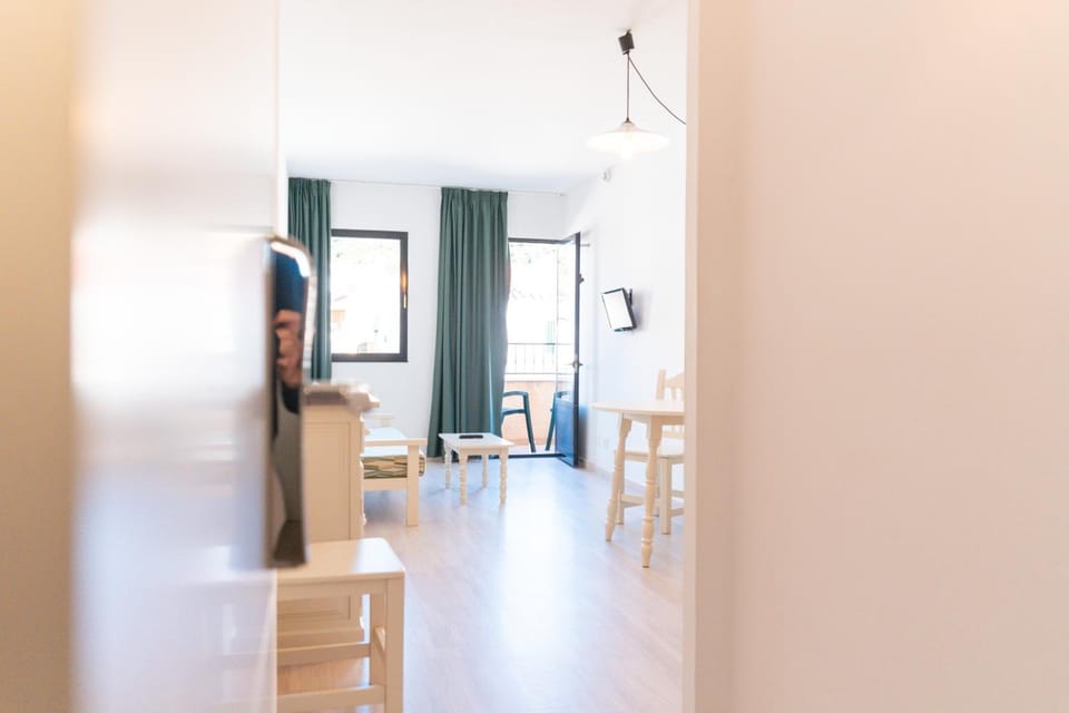 Apartamentos Loar Apartment hotel in Balearic Islands