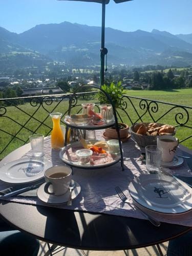 Pension Hinterseer Hotel in Kitzbuhel