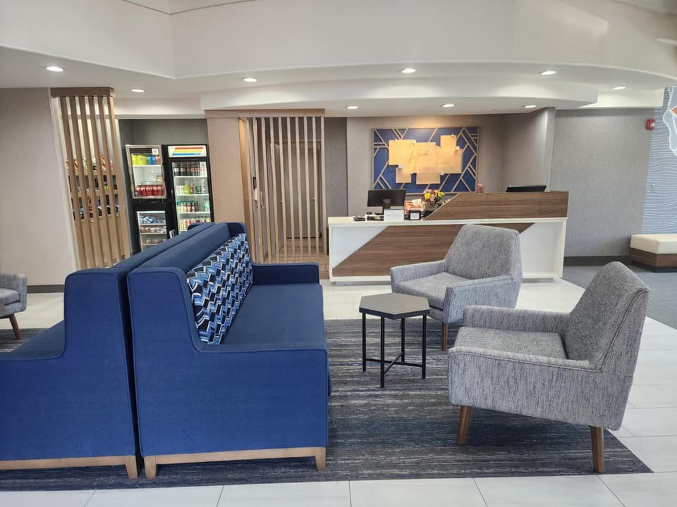 Holiday Inn Express & Suites Lathrop by IHG Hotel in Manteca
