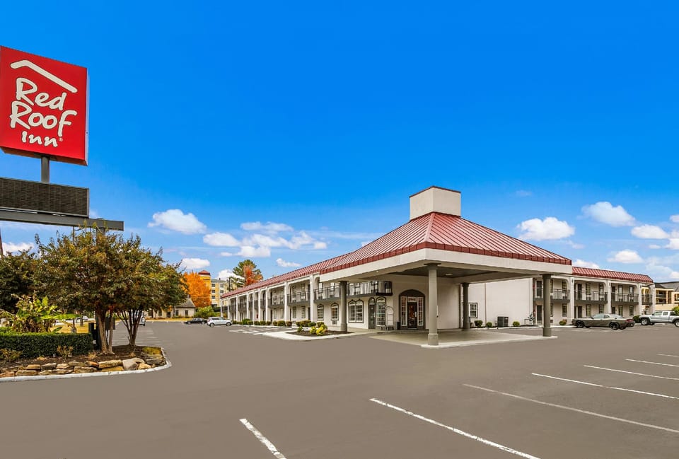 Red Roof Inn Knoxville North - Merchants Drive Hotel in Knoxville