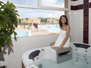 Vacanceole - Residence les Demeures du Ventoux Resort in Carpentras