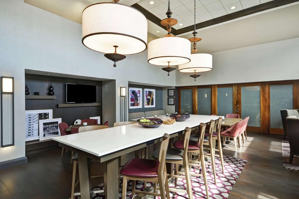 Hampton Inn & Suites by Hilton Columbus-Easton Area Hotel in Ohio
