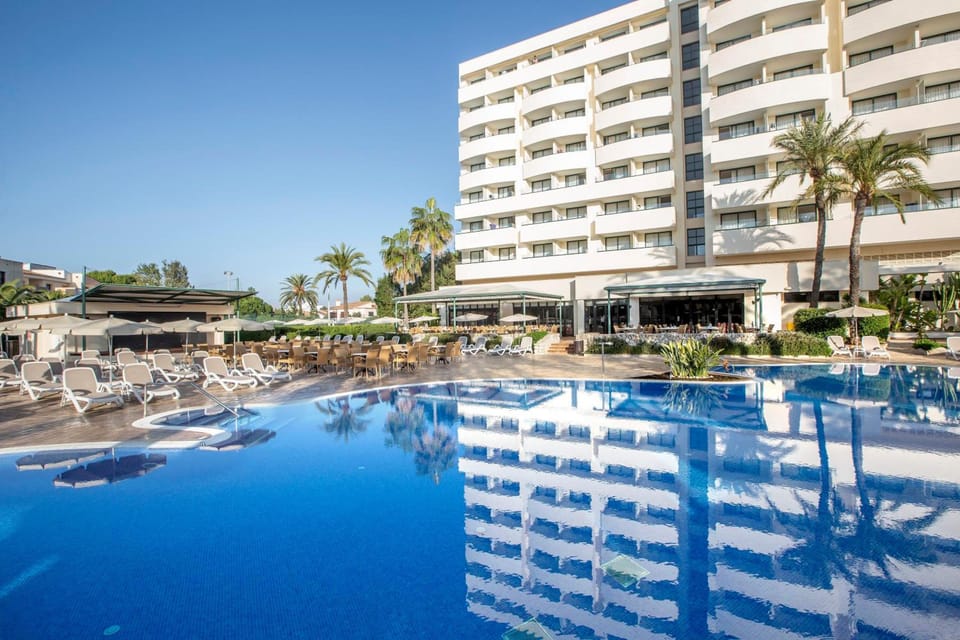 Welikehotel Marfil Playa Hotel in Sa Coma