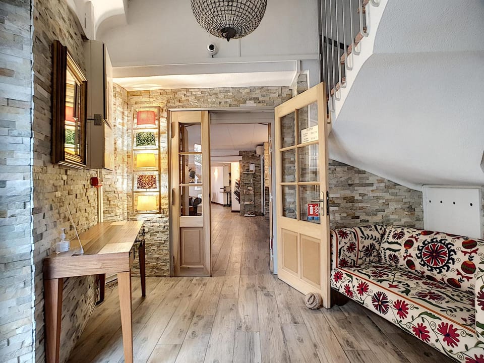 Hotel le Chardon Bleu Hotel in Sainte-Maxime