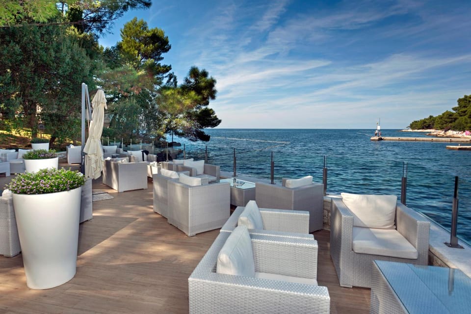 Bar/lounge