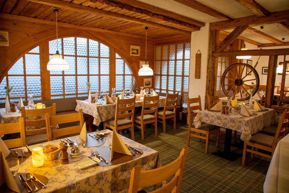 Alpenlodge Val Gronda Hotel in Canton of Grisons