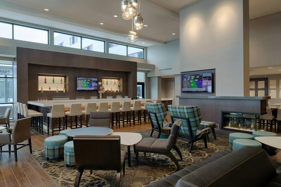 Residence Inn by Marriott Columbus Airport Hotel in Gahanna