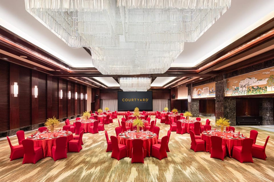 Courtyard by Marriott Wuxi Lihu Lake Hotel in Suzhou