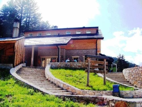 Hotel Snjezna kuca - Nature Park of Bosnia Herzegovina Hotel in Federation of Bosnia and Herzegovina