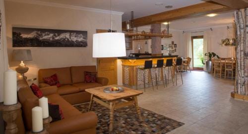 Ferienappartements Landhof Hotel in Ellmau