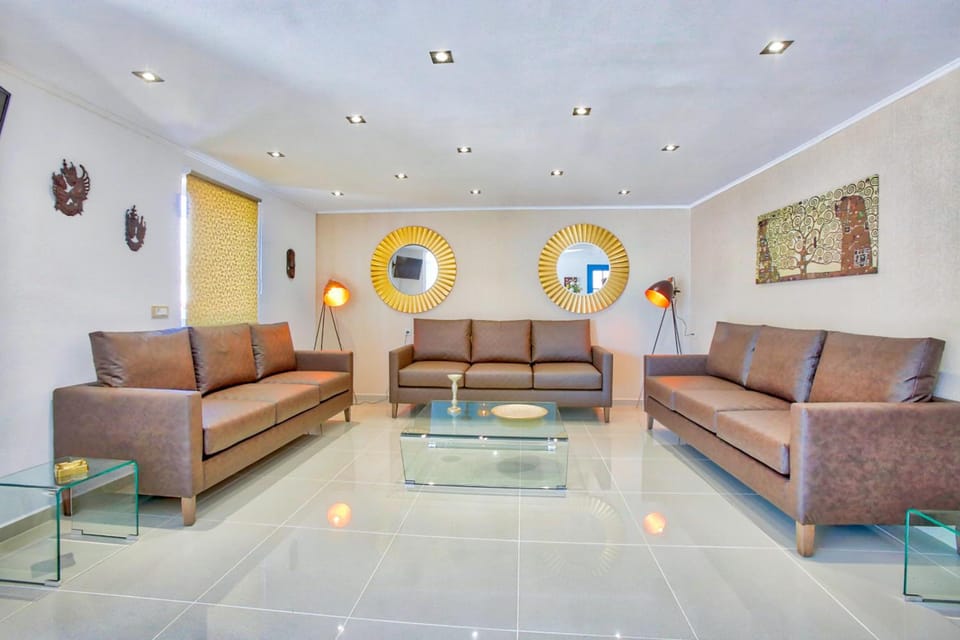 Happy Days Apartment hotel in Malia, Crete