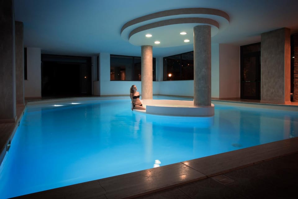 Hot tub