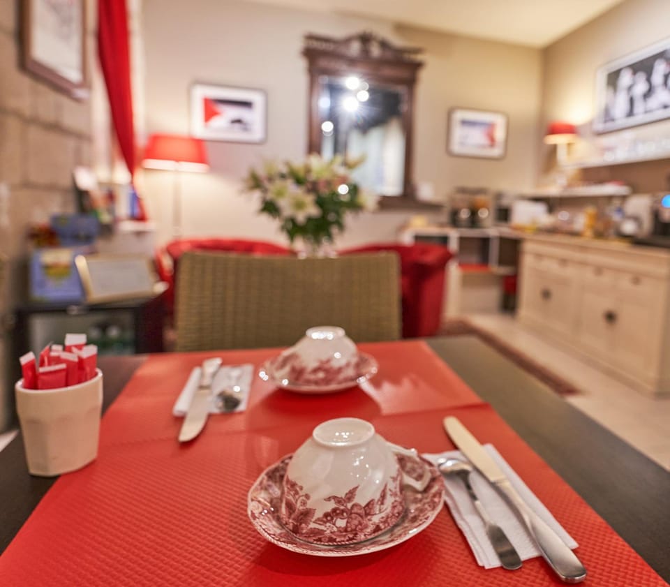 LOGIS Hotel Du Theatre Hotel in Tours