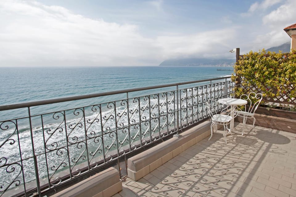 Hotel Savoia Hotel in Liguria