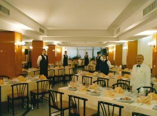 Hotel Cristallo Relais, Sure Hotel Collection By Best Western Hotel in Tivoli