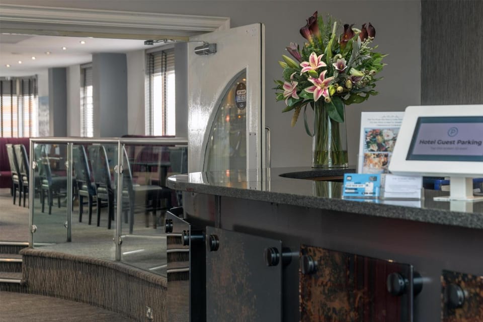 Best Western The Plough Hotel Hotel in Northampton