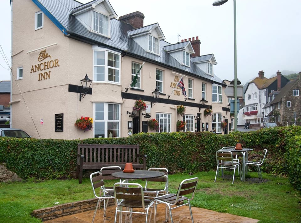 Anchor Inn by Greene King Inns Inn in Beer Beach